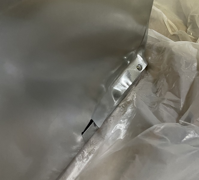 Mini Split 9,000 BTU Daikin Vista 20.9 SEER Heat Pump Ceiling Cassette System RX09RMVJU, FFQ09Q2VJU (3166)(T)